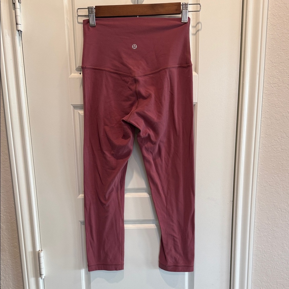 Women’s Lululemon Mauve Leggings